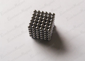 China N38 Dia 5mm Kleine Balmagneten, Sferische Neodymiummagneten die Ni voor Juwelen plateren leverancier