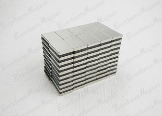China De Magneten van het NdFeBblok 20 * 15 * 3mm, N42-Rang Super Krachtige Magneten voor Sensoren leverancier