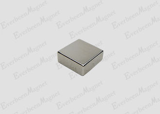 China Hoog LUF van hoge Norm Klein Vlak Magneten, het Blokmagneten van het Hoge Energieneodymium leverancier