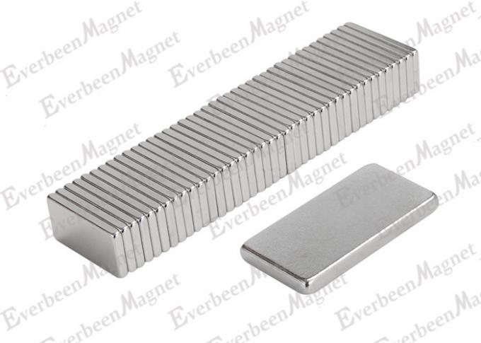 Magneten 12 x 7 x 2mm van het neodymiumblok N44H-trekkracht van de Nikkel de Zilveren Deklaag 1,5 kg voor Sensor