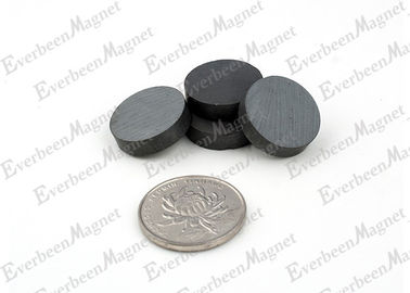 China Magneten Dia van het schijf de Ceramische Permanente Harde Ferriet 20 mm die axiaal voor Knopen worden gemagnetiseerd verdeler